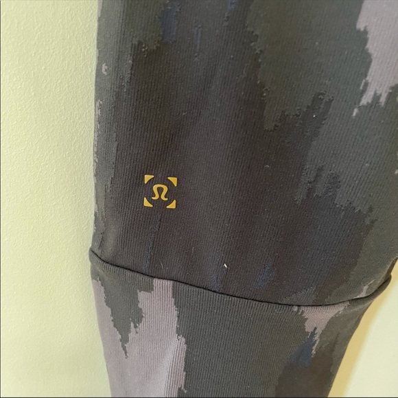 Lululemon Special Edition purple black Robert Geller jogger pants fitted - Picture 4 of 9